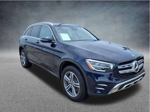 Used 2022 Mercedes-Benz GLC 300 4MATIC image 4