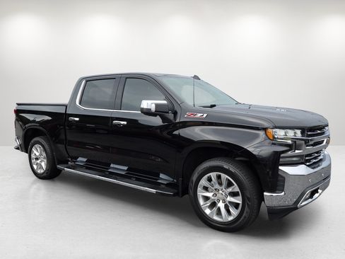 Used 2021 Chevrolet Silverado 1500 LTZ w/ LTZ Premium Package AWD/4WD image 3