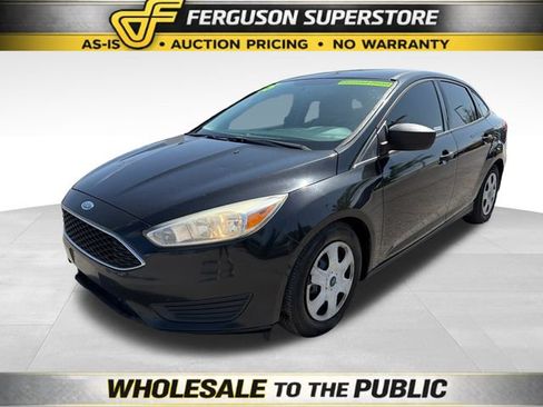 Used 2015 Ford Focus S FWD image 3