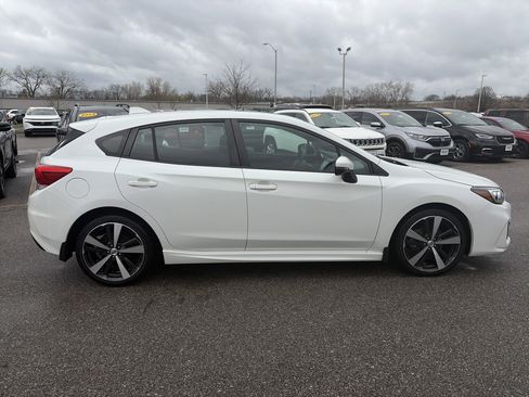 Used 2018 Subaru Impreza 2.0i Sport image 4
