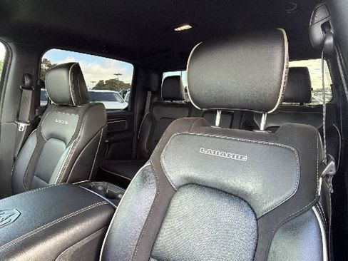 Used 2024 RAM 1500 Laramie AWD/4WD image 16