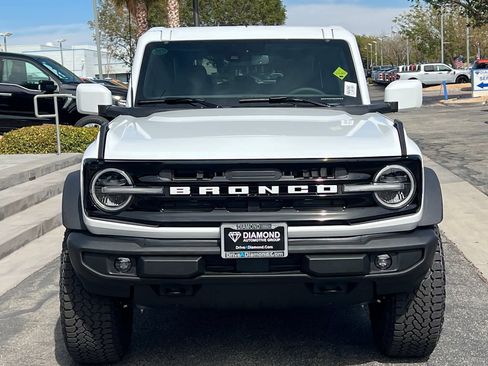 New 2026 Ford Bronco Outer Banks w/ Sasquatch Package AWD/4WD image 12