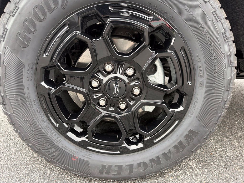 New 2026 Ford Ranger XLT w/ Black Appearance Package AWD/4WD image 9