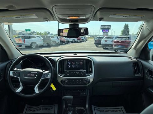 Used 2015 GMC Canyon SLT AWD/4WD image 22