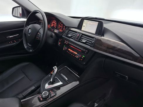 Used 2014 BMW 320i xDrive Sedan image 26