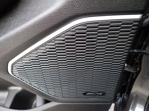 Certified 2025 Jeep Grand Cherokee Limited w/ Trailer Tow Package image 18