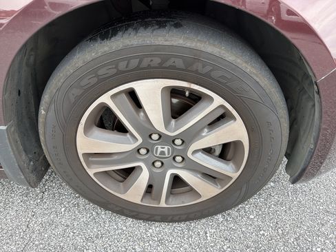 Used 2014 Honda Odyssey Touring image 10