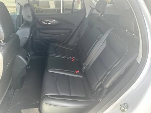 Used 2019 GMC Terrain SLT w/ Preferred Package FWD image 8