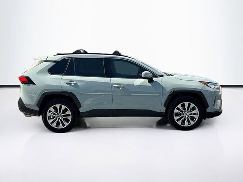Certified 2021 Toyota RAV4 XLE Premium w/ Carpet Mat Package (TMS) FWD image 4