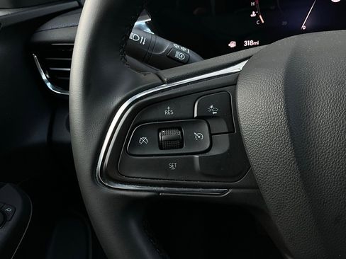 Used 2025 Buick Envista Sport Touring image 33