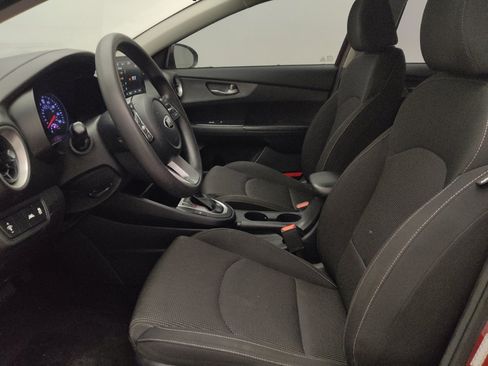 Used 2019 Kia Forte LXS FWD image 17
