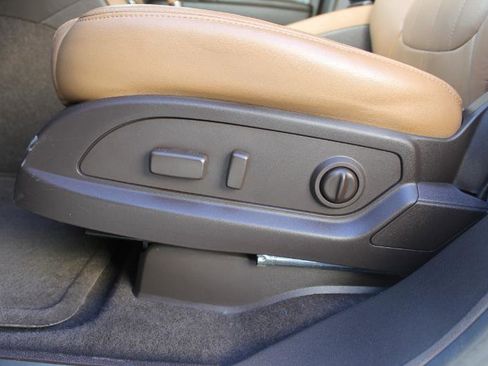 Used 2015 Buick Enclave Leather image 19