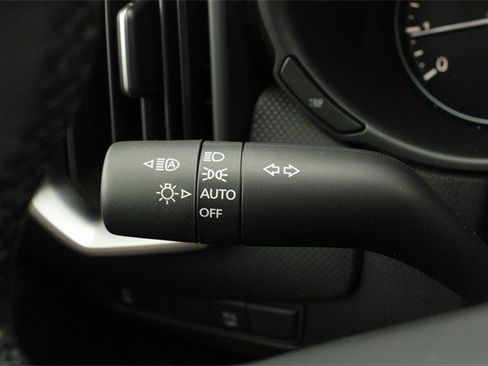 Certified 2025 MAZDA CX-50 AWD 2.5 S w/ Premium Package image 8