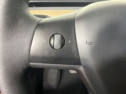 Used 2022 Tesla Model 3 Long Range AWD/4WD image 18