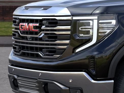 New 2026 GMC Sierra 1500 SLT w/ SLT Premium Plus Package AWD/4WD image 13