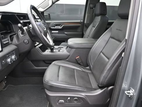 Used 2024 GMC Sierra 1500 Denali w/ Technology Package AWD/4WD image 14