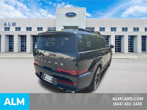 Used 2025 Hyundai Santa Fe SEL FWD image 5