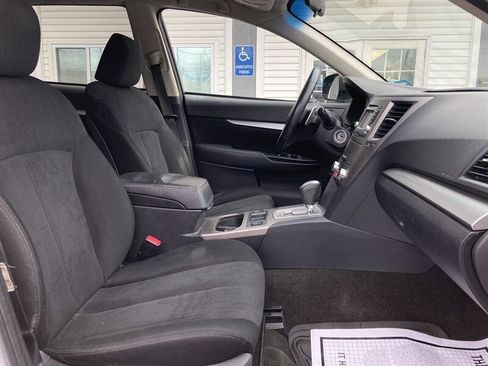 Used 2014 Subaru Outback 2.5i Premium image 15