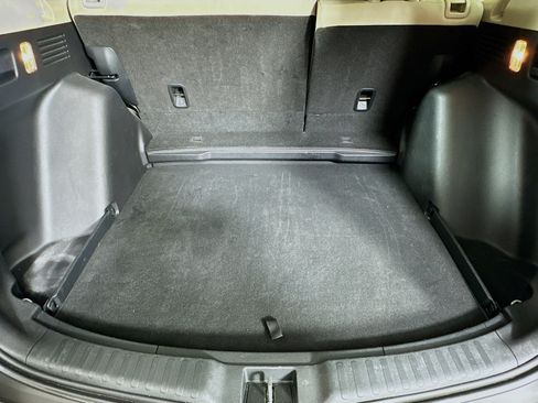 Used 2020 Honda CR-V LX image 27