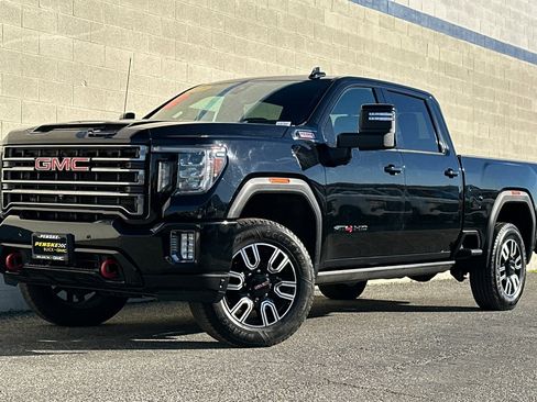 Used 2021 GMC Sierra 2500 AT4 w/ AT4 Premium Plus Package image 8