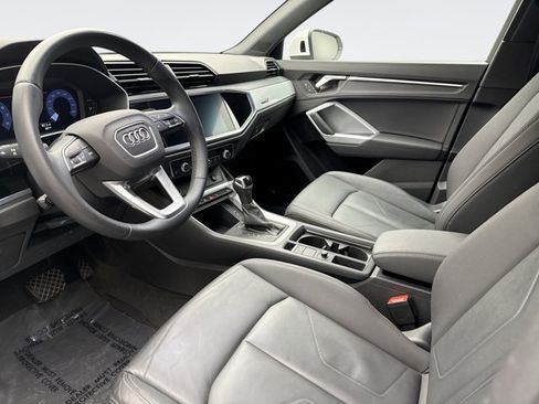 Used 2021 Audi Q3 2.0T Premium w/ Convenience Package AWD/4WD image 10