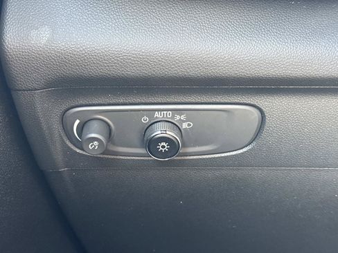 Certified 2023 Buick Envision Essence AWD/4WD image 25