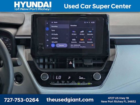 Used 2024 Toyota Corolla SE FWD image 19