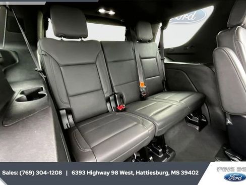 Used 2023 Chevrolet Tahoe LT w/ Luxury Package image 21