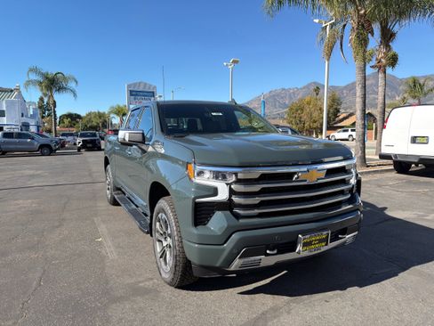 New 2026 Chevrolet Silverado 1500 High Country w/ Technology Package AWD/4WD image 2