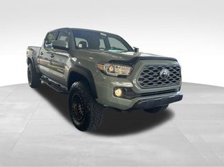 Used 2023 Toyota Tacoma TRD Off-Road video 2
