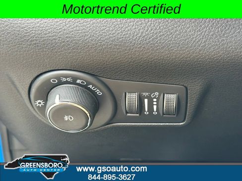 Used 2025 Jeep Compass Latitude AWD/4WD image 31
