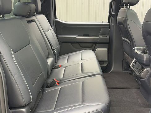 Used 2025 Ford F150 Lariat AWD/4WD image 39