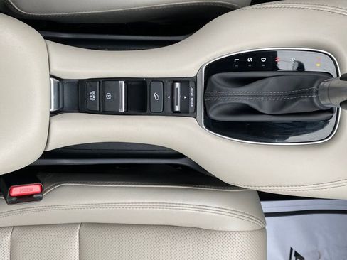 Used 2024 Honda HR-V EX-L image 23