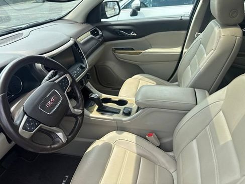 Used 2018 GMC Acadia Denali w/ Technology Package AWD/4WD image 19