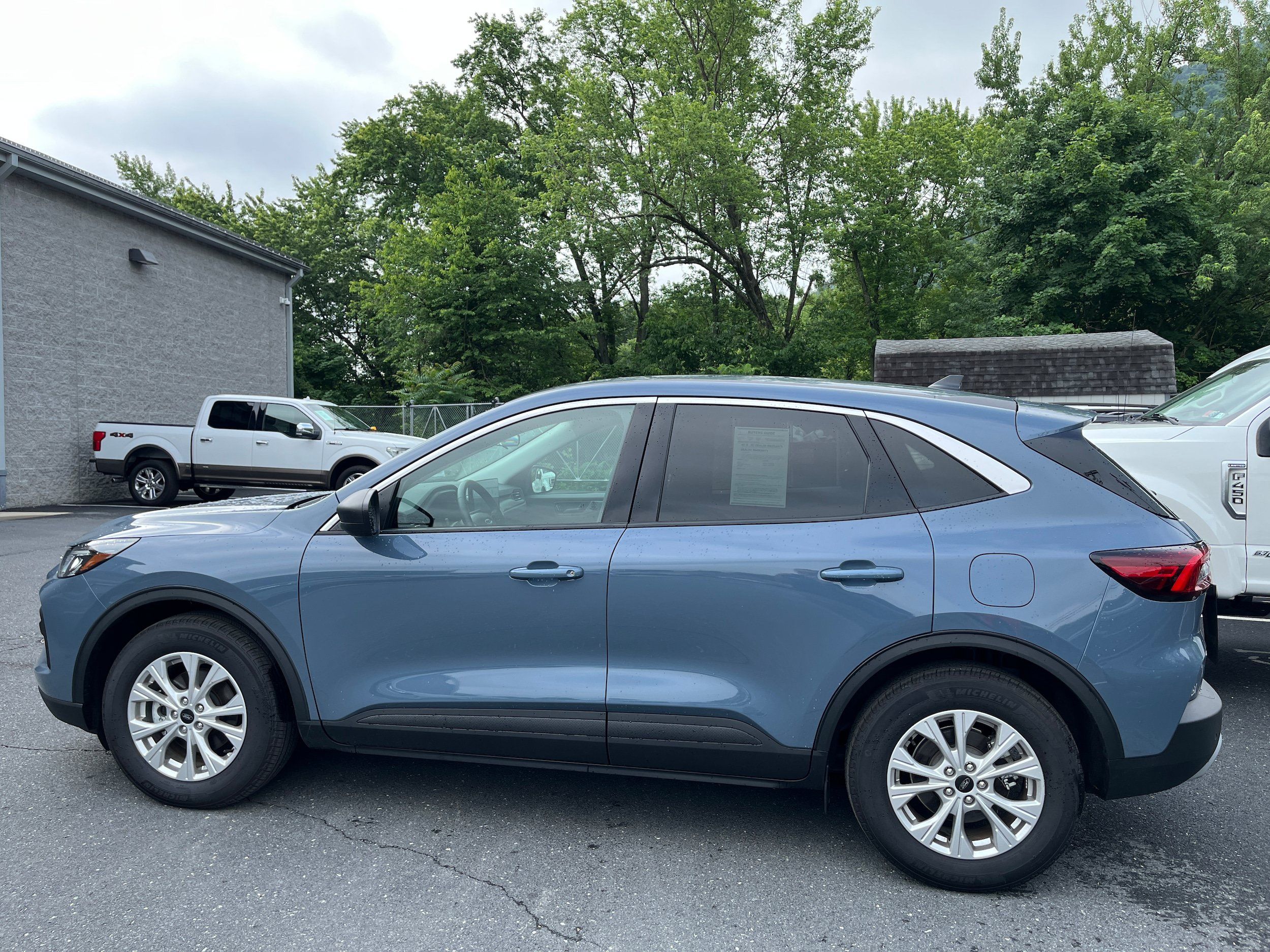 Used 2024 Ford Escape Active w/ Tech Pack #1 FWD image 7