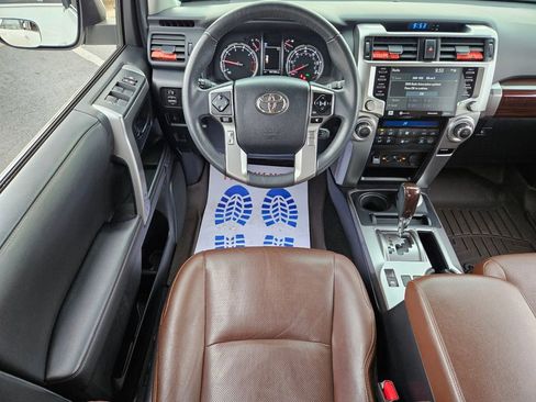 Used 2021 Toyota 4Runner Limited image 10