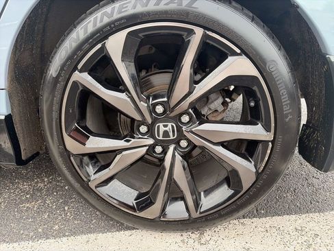 Used 2019 Honda Civic Sport Touring image 11
