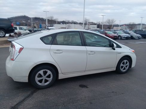 Used 2014 Toyota Prius Two image 5