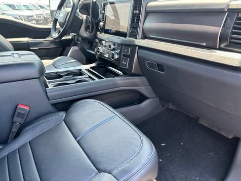 New 2026 Ford F250 Platinum w/ FX4 Off-Road Package AWD/4WD image 21
