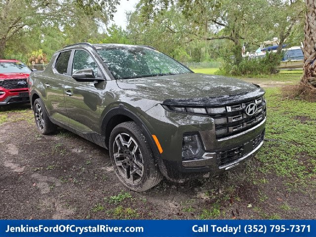 Used 2025 Hyundai Santa Cruz Limited AWD/4WD image 1