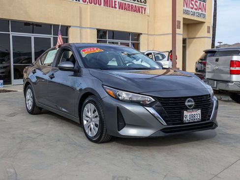 Used 2024 Nissan Sentra S image 2