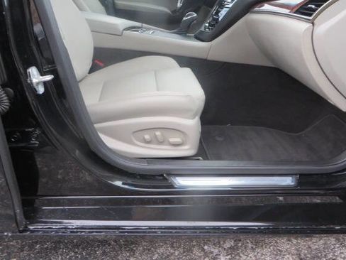 Used 2014 Cadillac CTS Luxury image 17