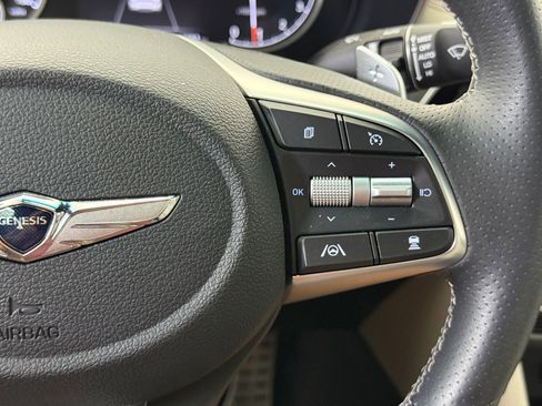 Used 2023 Genesis G70 2.0T w/ Sport Prestige Package image 28