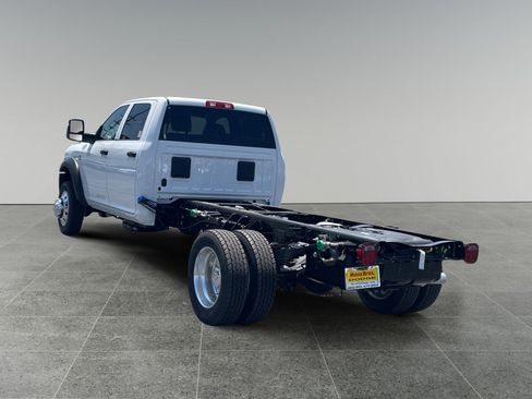 New 2026 RAM 5500 Tradesman w/ Chrome Appearance Group RWD image 3