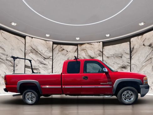 Used 2002 GMC Sierra 2500 2WD Extended Cab HD w/ SLT Marketing Option Pkg image 4
