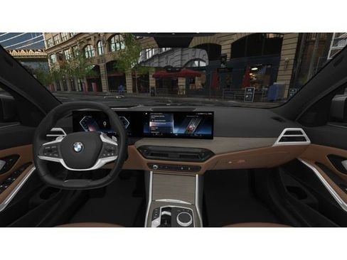 Used 2025 BMW 330i xDrive 330i xDrive w/ Premium Package image 10