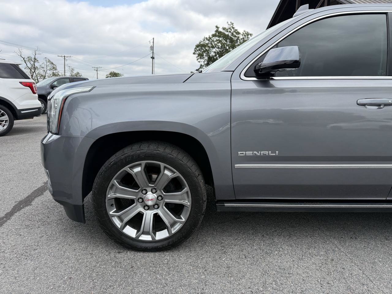 Used 2020 GMC Yukon XL Denali w/ Open Road Package AWD/4WD image 44