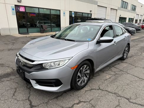 Used 2016 Honda Civic EX image 10