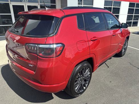 Used 2023 Jeep Compass Limited image 8