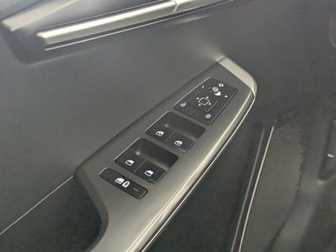 Used 2022 Kia EV6 Wind image 15